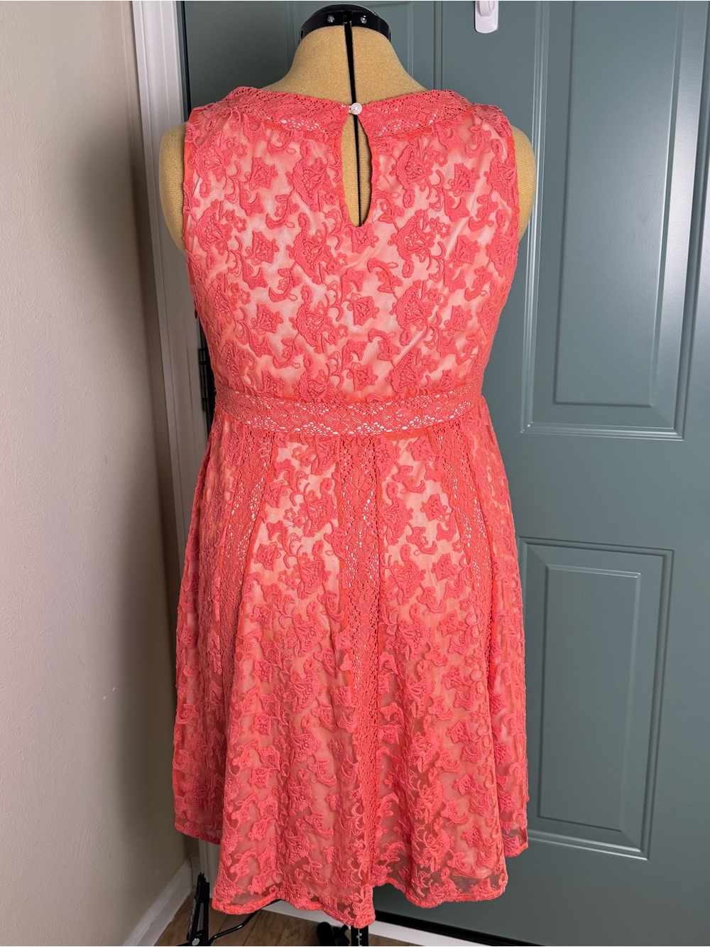 Sundance Coral Lace Dress Size 12 Boho Romantic Fit Flare - Picture 2 of 6